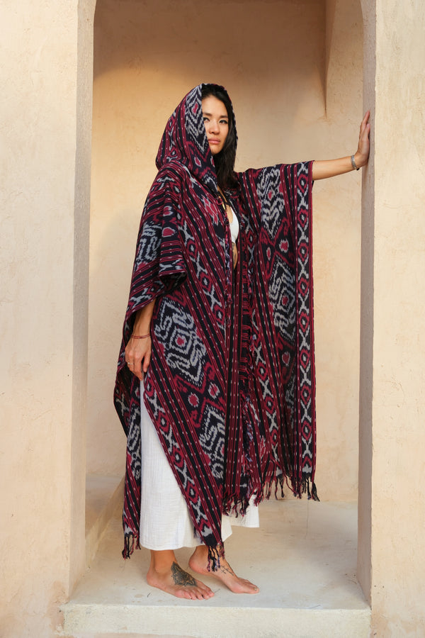 Mimpi Hooded Poncho Cape - Women's Purple Tribal